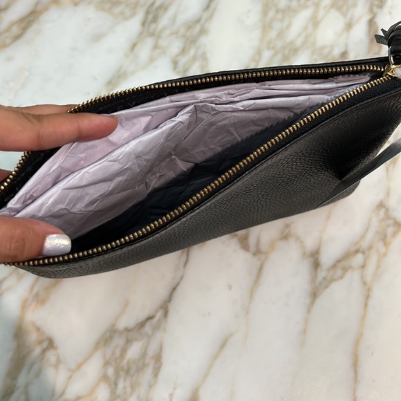 NWT Kate Spade zipper clutch - Picture 3 of 5